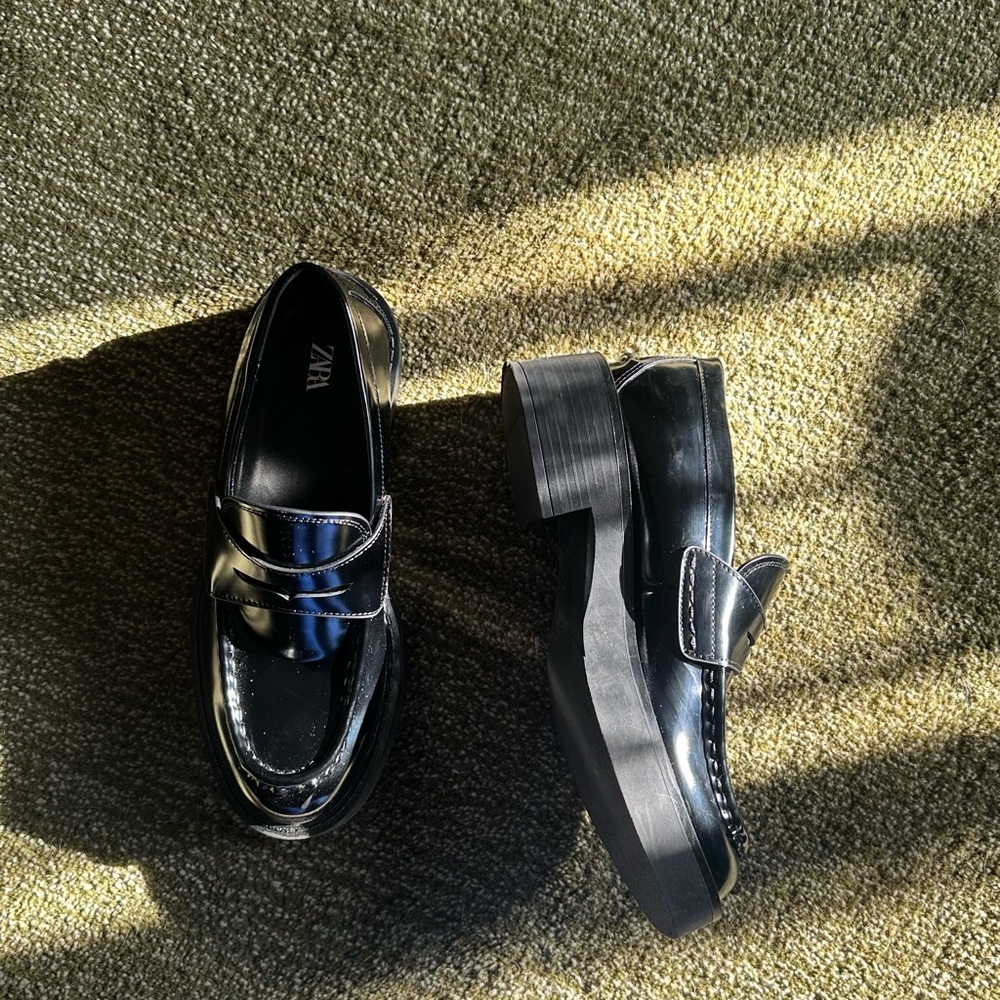 Zara Men's Black Loafers